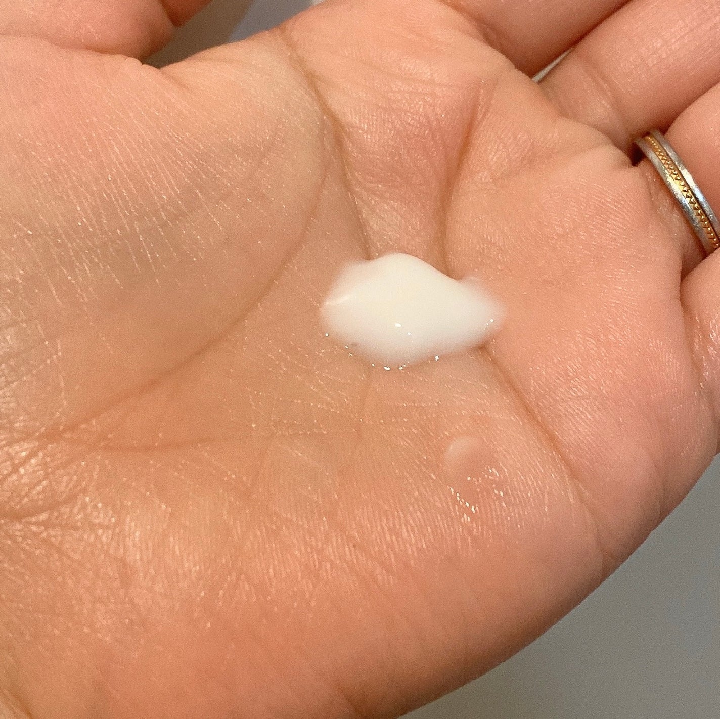 アンフィネスホワイト ホワイトサージソリューション/ALBION/美容液を使ったクチコミ(2枚目)