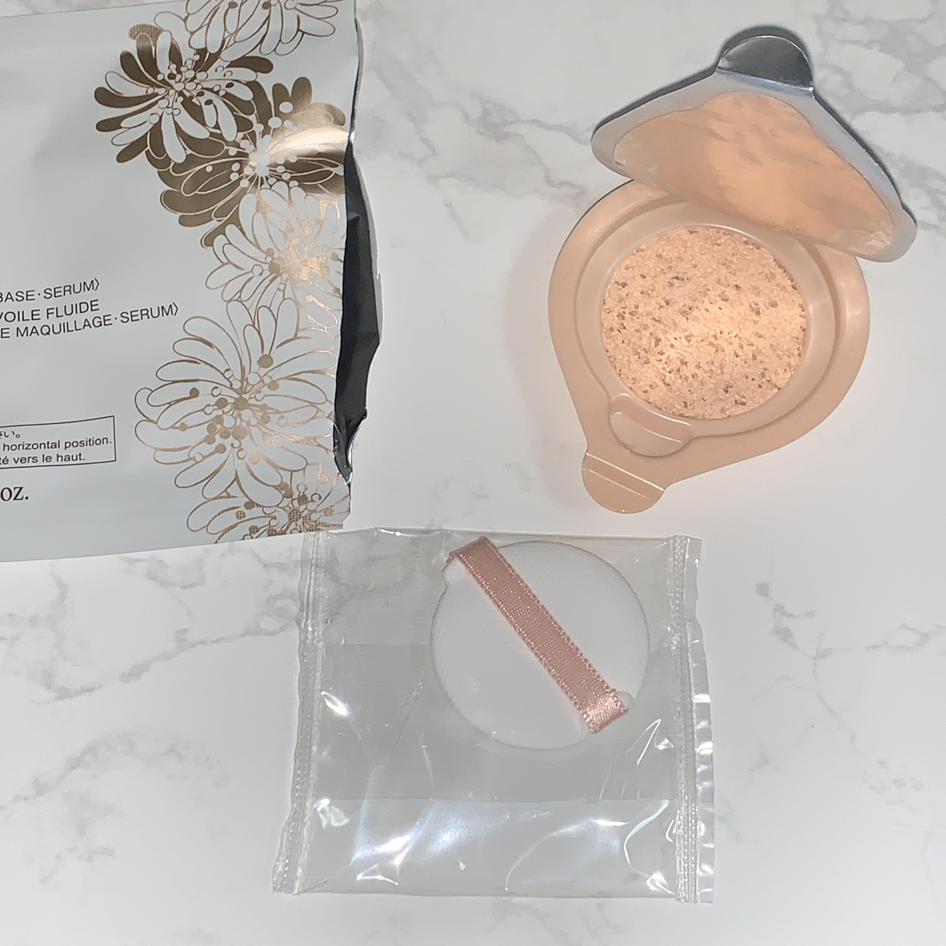 シースルー ヴェール コンパクト/PAUL & JOE BEAUTE/ファンデーションを使ったクチコミ（2枚目）