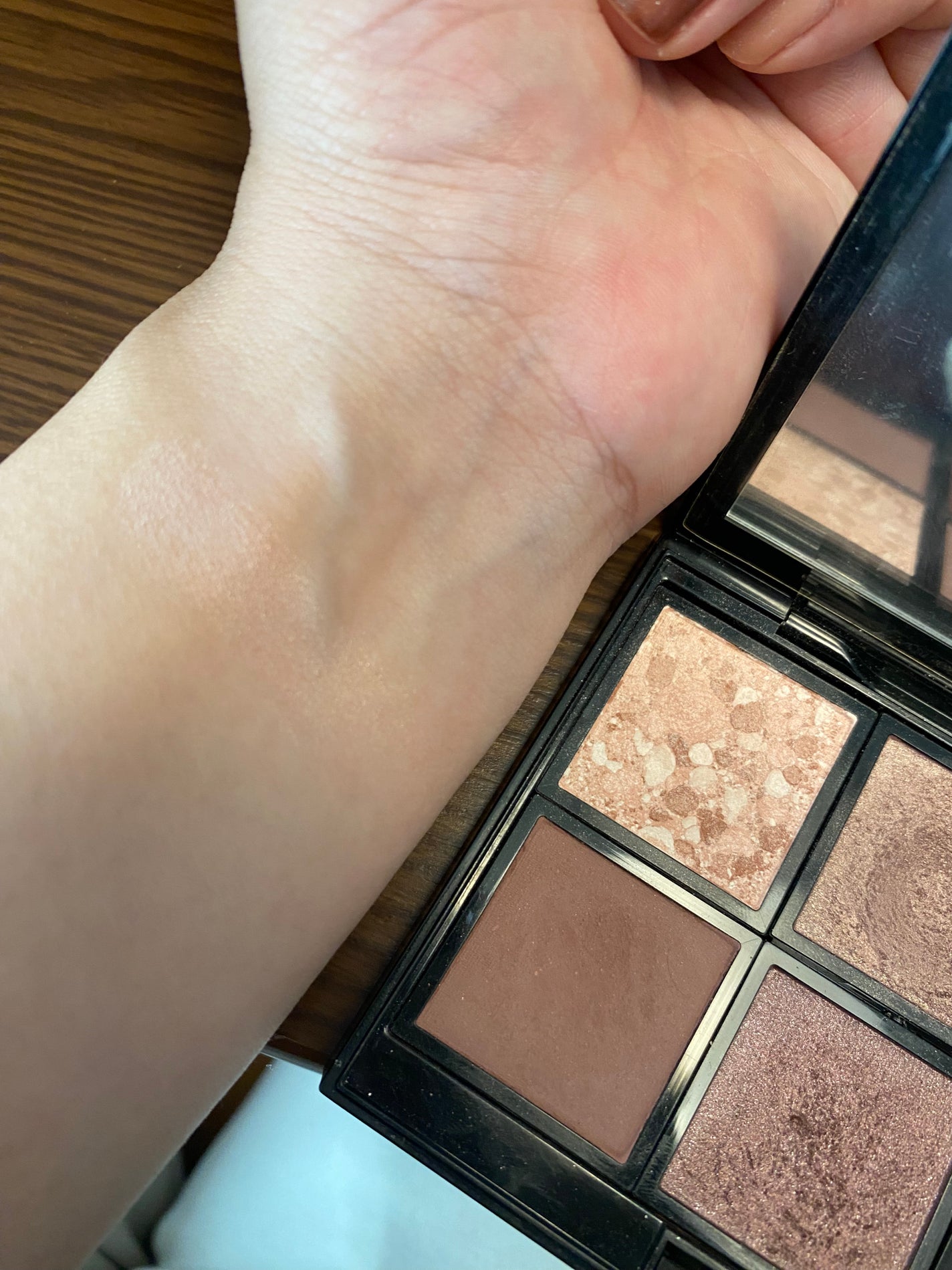 アディクション ザ アイシャドウ/ADDICTION/単色アイシャドウを使ったクチコミ(2枚目)