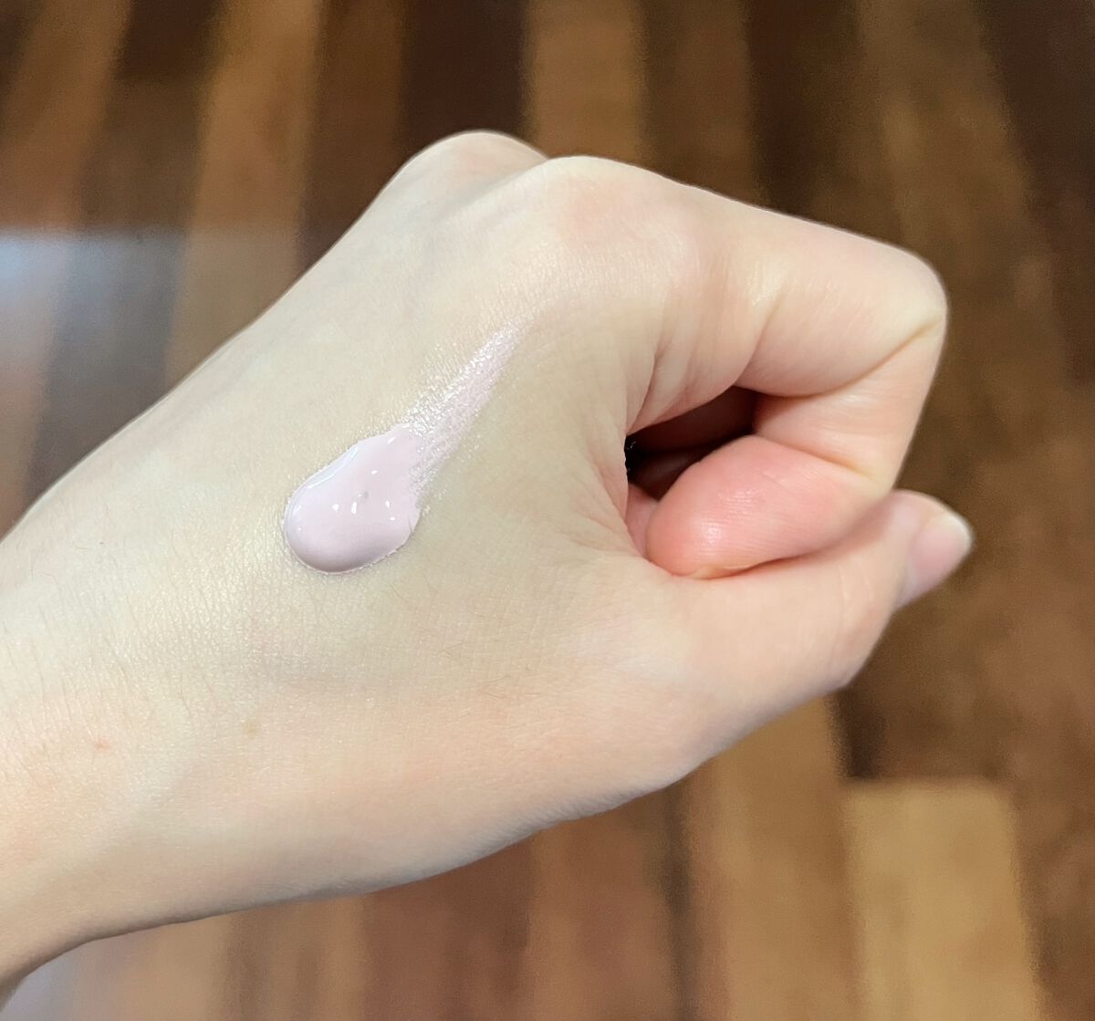 サンシェルター トーンアップCC/DECORTÉ/CCクリームを使ったクチコミ(2枚目)