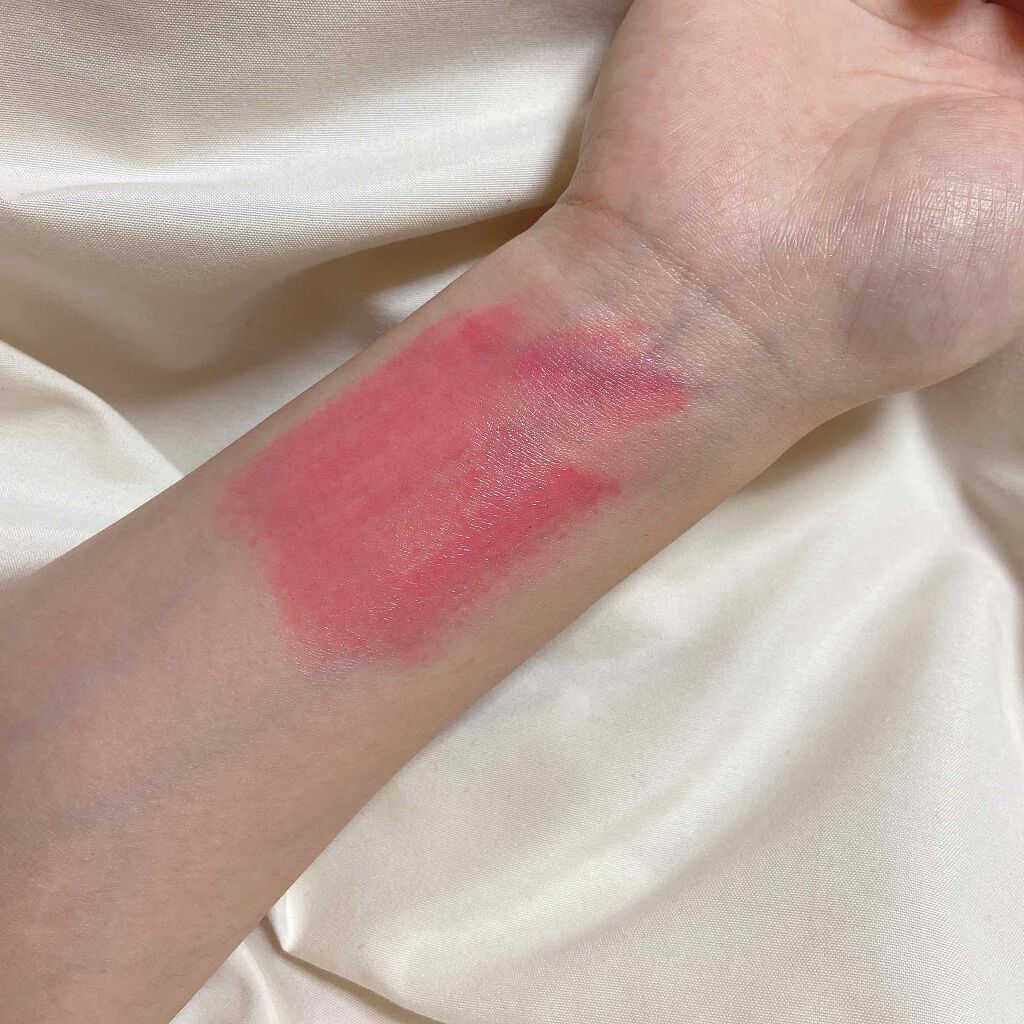 ヴォリュプテ プランプインカラー 2 ダズリング フューシャ/YVES SAINT LAURENT BEAUTE/口紅を使ったクチコミ（2枚目）