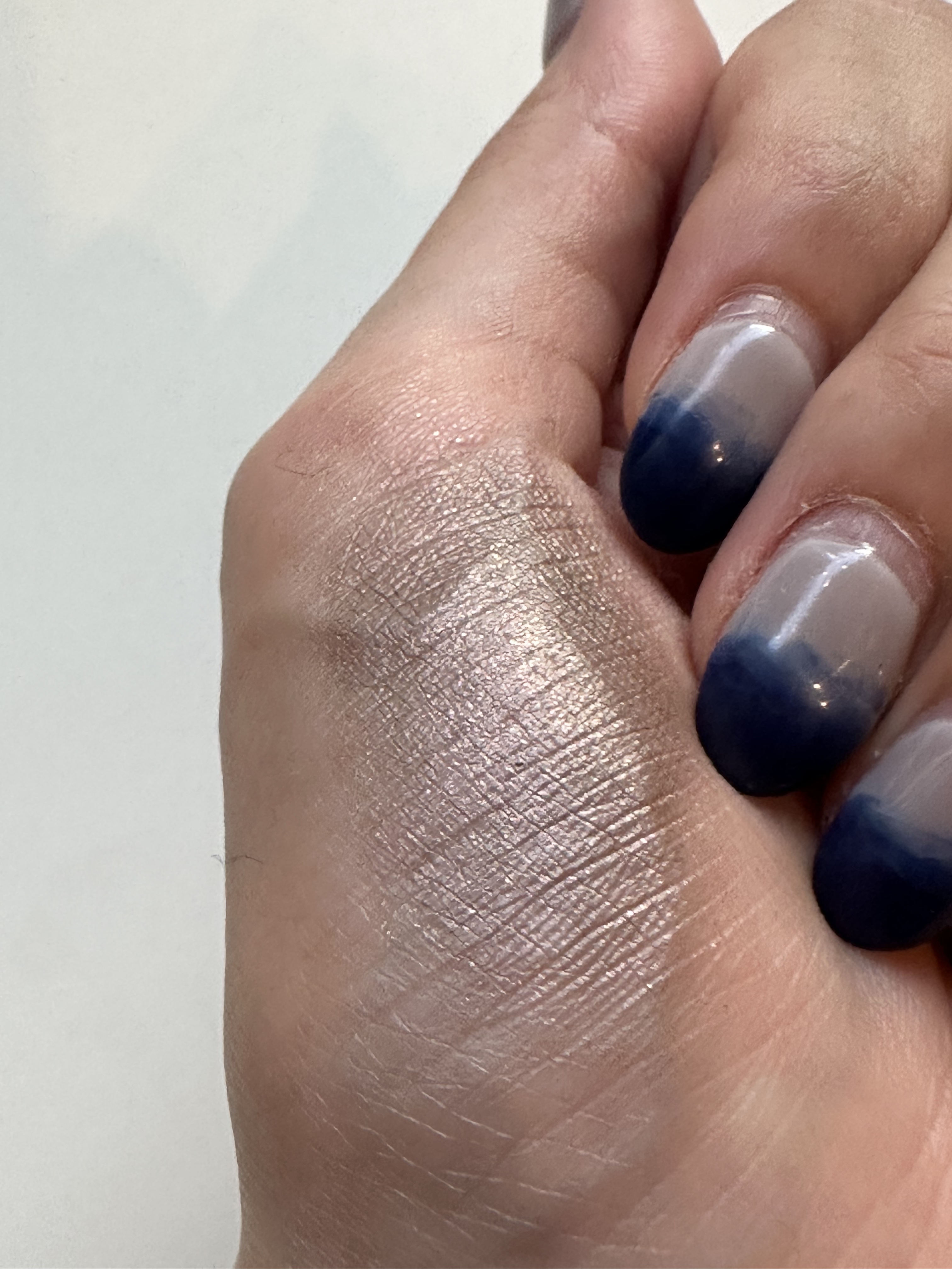 ロングウェア クリーム シャドウ スティック 58 スモーキートパーズ/BOBBI BROWN/スティックアイシャドウを使ったクチコミ（2枚目）