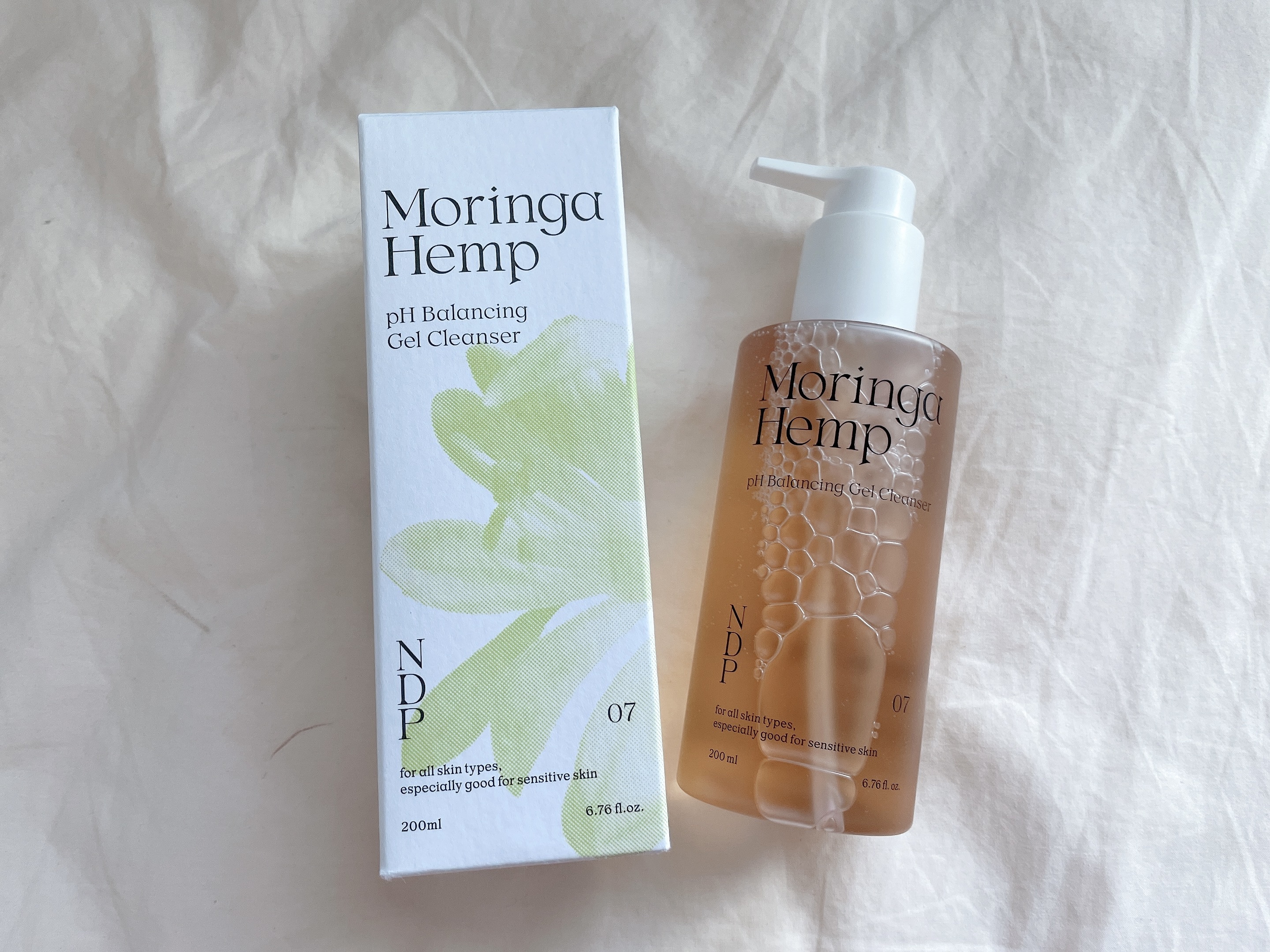 ⭐️プレゼント⭐️
NDP(@naturaldermaproject.japan)様から
モリンガハンプ弱酸性ジェルクレンザーを頂きました✨


🌿さわやかでしっとりした毛穴クレンジングモリンガハンプ弱酸性ジェルクレンザー🌿

💛油水