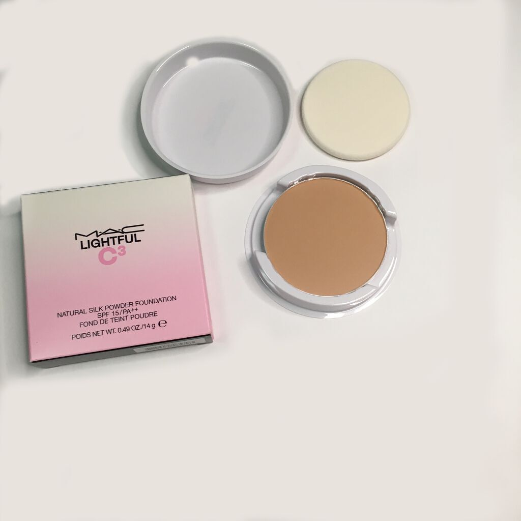 ライトフル C３ ナチュラル シルク パウダーファンデーション/M・A・C/パウダーファンデーションを使ったクチコミ（3枚目）