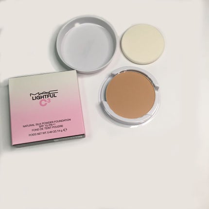 ライトフル C3 ナチュラル シルク パウダーファンデーション/M・A・C/パウダーファンデーションを使ったクチコミ(3枚目)