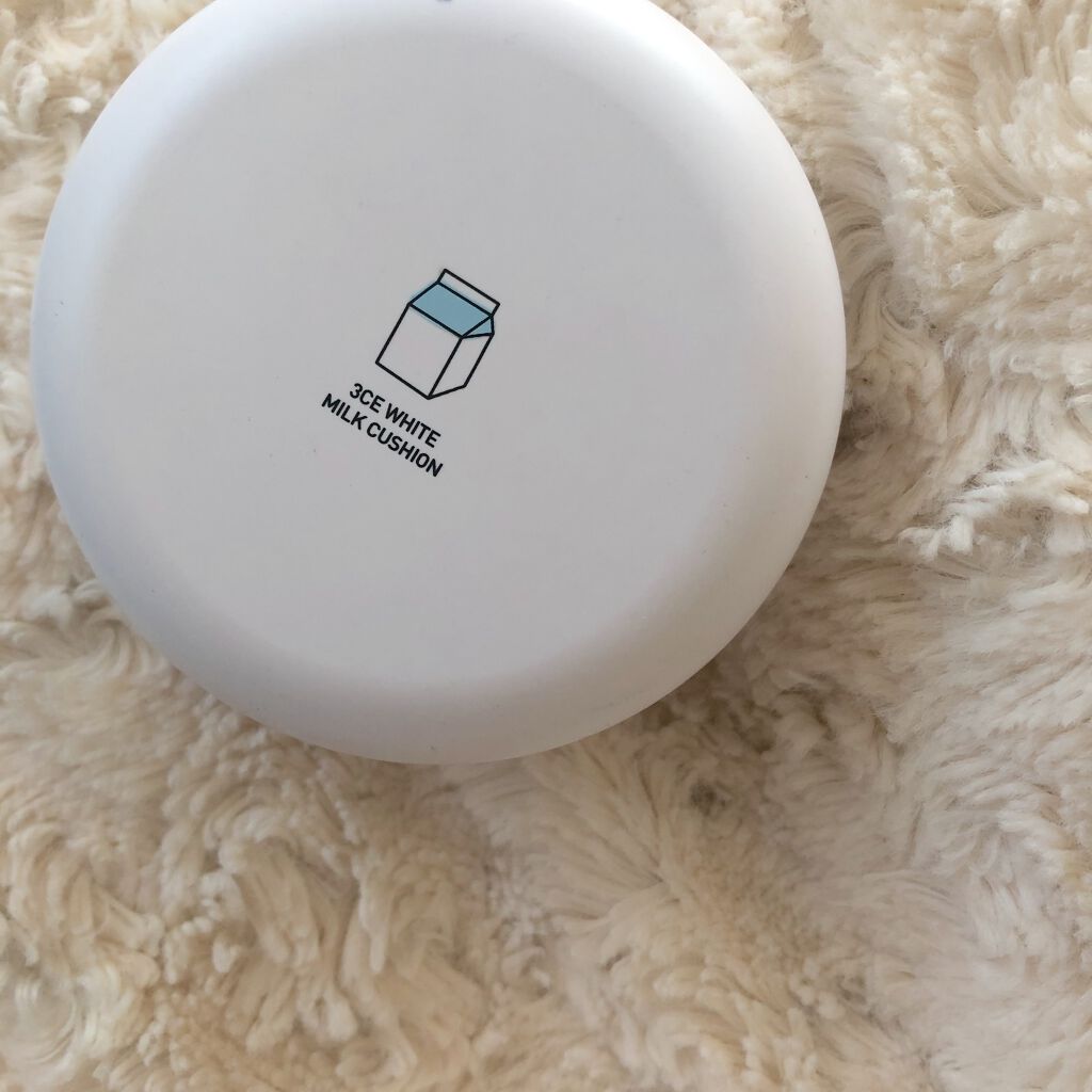 WHITE MILK CUSHION/3CE/クッションファンデーションを使ったクチコミ(2枚目)