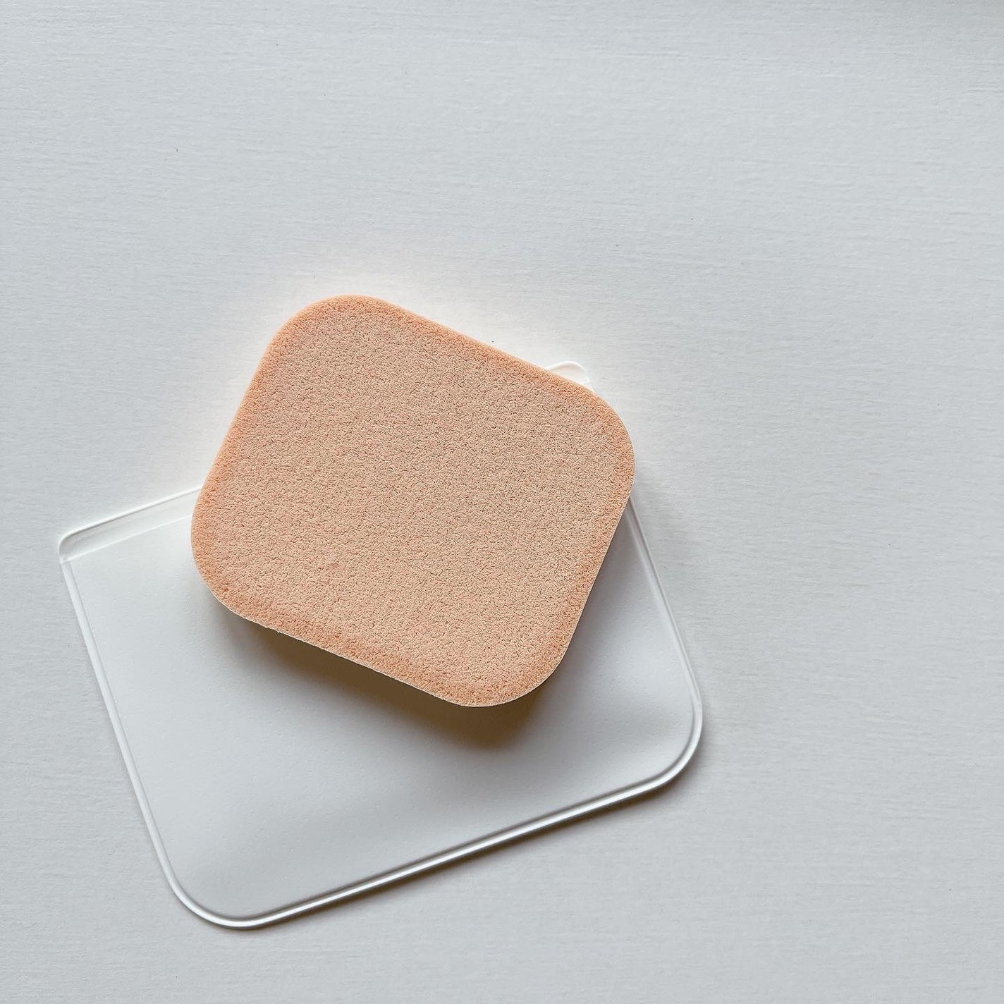 サンちゃん on LIPS 「エスプリーク クールスキンウェアグロウEXひんやりして気持ちい..」(4枚目)