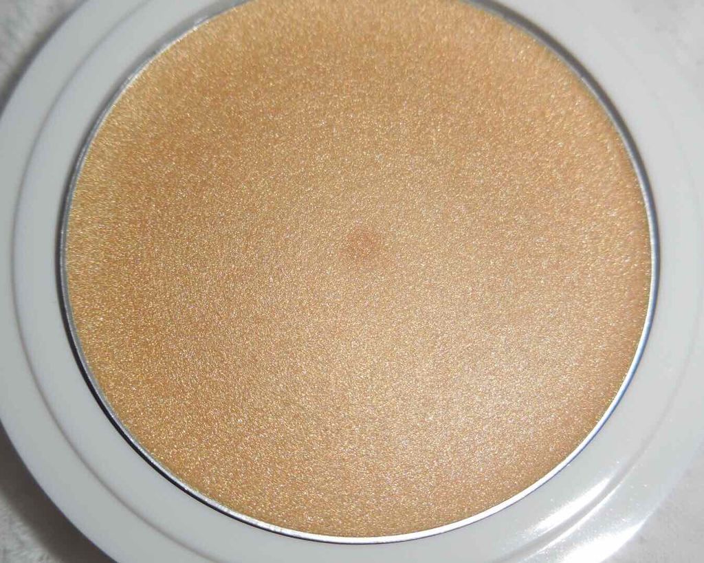 イルミナイザー/リンメル ロンドン/クリームハイライトを使ったクチコミ（2枚目）