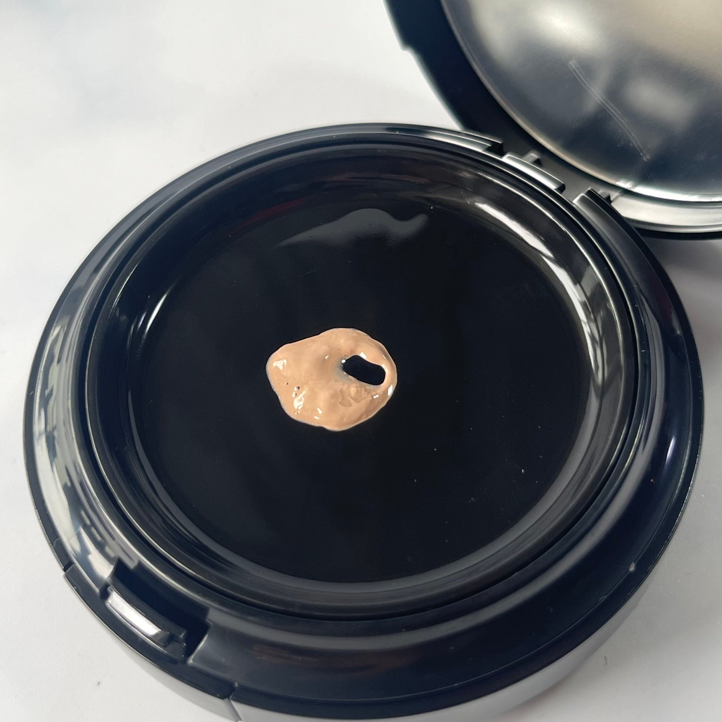 V3 エキサイティングファンデーション/SPICARE/クッションファンデーションを使ったクチコミ(5枚目)