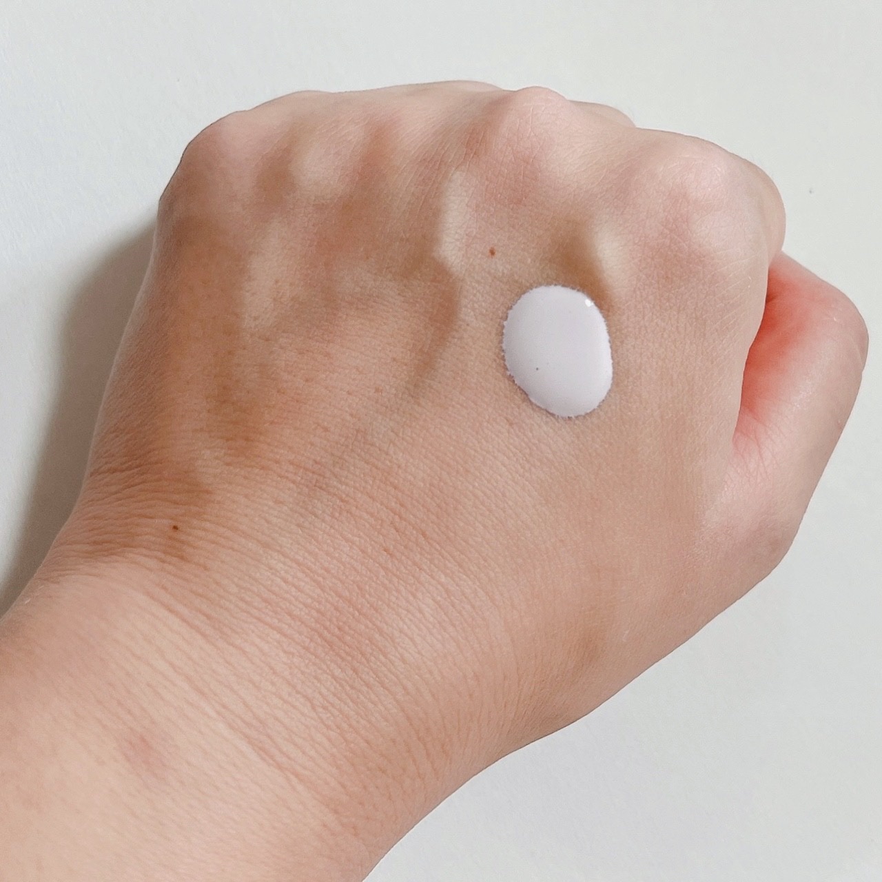 マスクフィットトーンアップエッセンス/TIRTIR(ティルティル)/化粧下地を使ったクチコミ（3枚目）