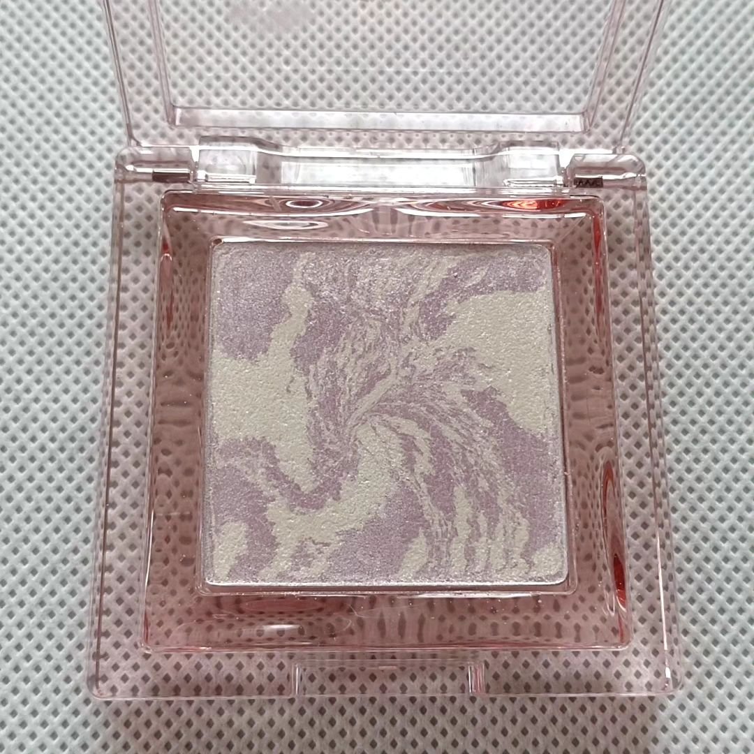 マーブルベイクドハイライター/Glint/パウダーハイライトを使ったクチコミ（3枚目）