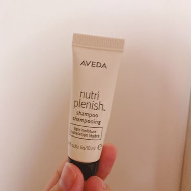 AVEDA ニュートリプレニッシュ シャンプー ライト／コンディショナー ライトのクチコミ「ミニサイズ使い切りました。

サンプルのチューブをいただき、シャンプーとコンディショナーをお試.....」（1枚目）