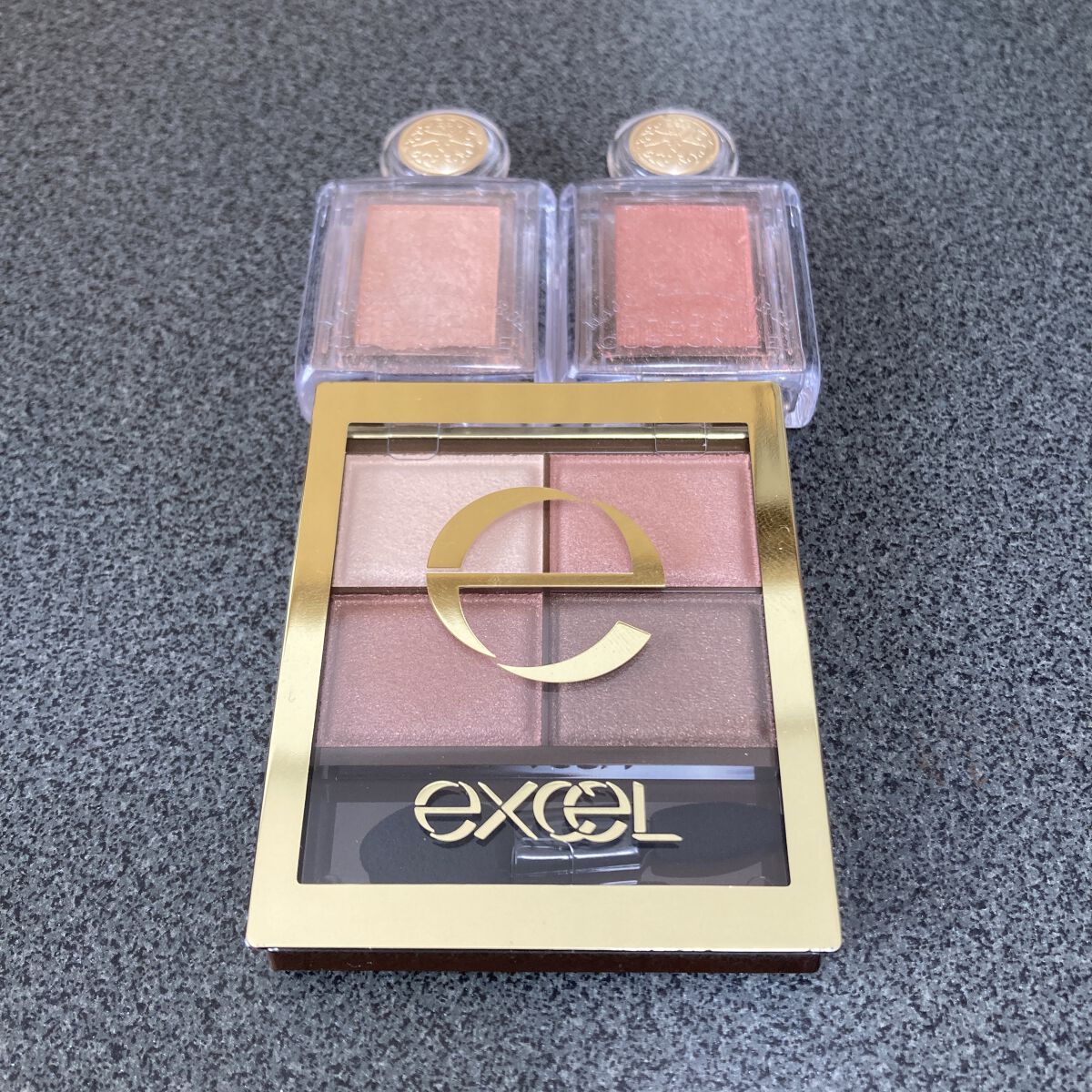 シャドーカスタマイズ/MAJOLICA MAJORCA/単色アイシャドウを使ったクチコミ（1枚目）