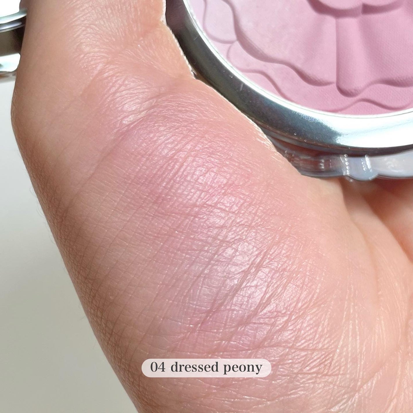 ジルスチュアート パステルペタル ブラッシュ/JILL STUART/パウダーチークを使ったクチコミ(4枚目)