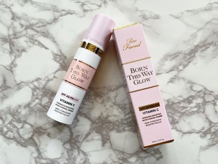 ボーン ディス ウェイ グロウ モイスチュアライジング メイクアップ プライマー/Too Faced/化粧下地を使ったクチコミ(1枚目)