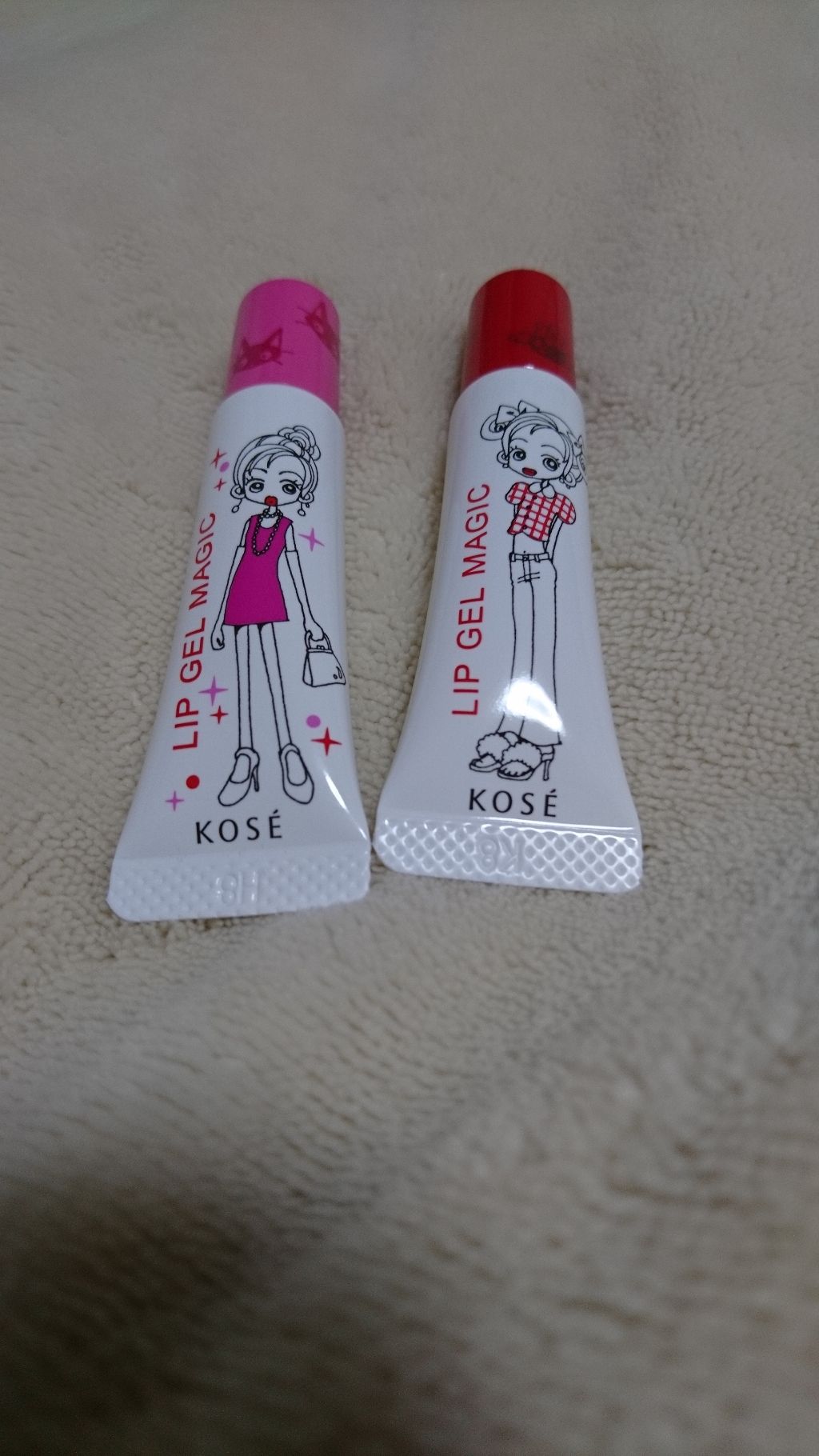 リップ ジェル マジック/コーセーコスメニエンス/リップグロスを使ったクチコミ（3枚目）