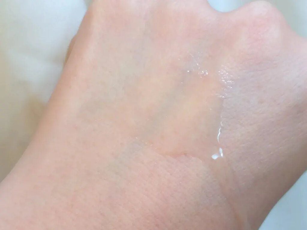 seiko_official on LIPS 「1~3滴でいい❣️💆ナイアシンアミド5%配合 ̄ ̄ ̄ ̄ ̄ ̄ ̄ ̄ ̄..」(4枚目)