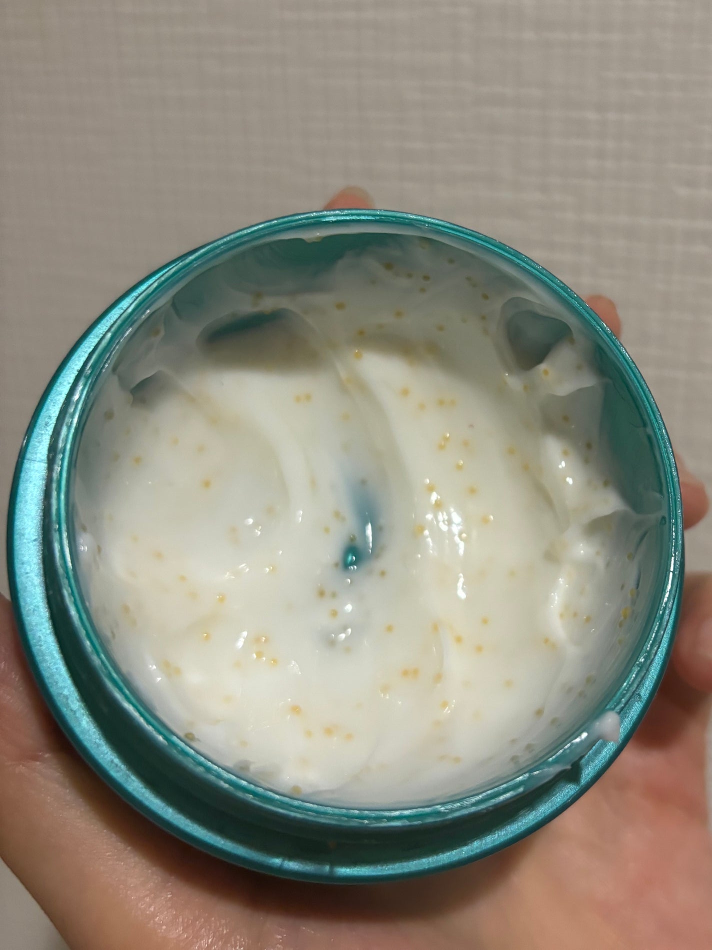 ビューティーチャージ ナイトスペリア/アトリックス/ハンドクリームを使ったクチコミ(2枚目)