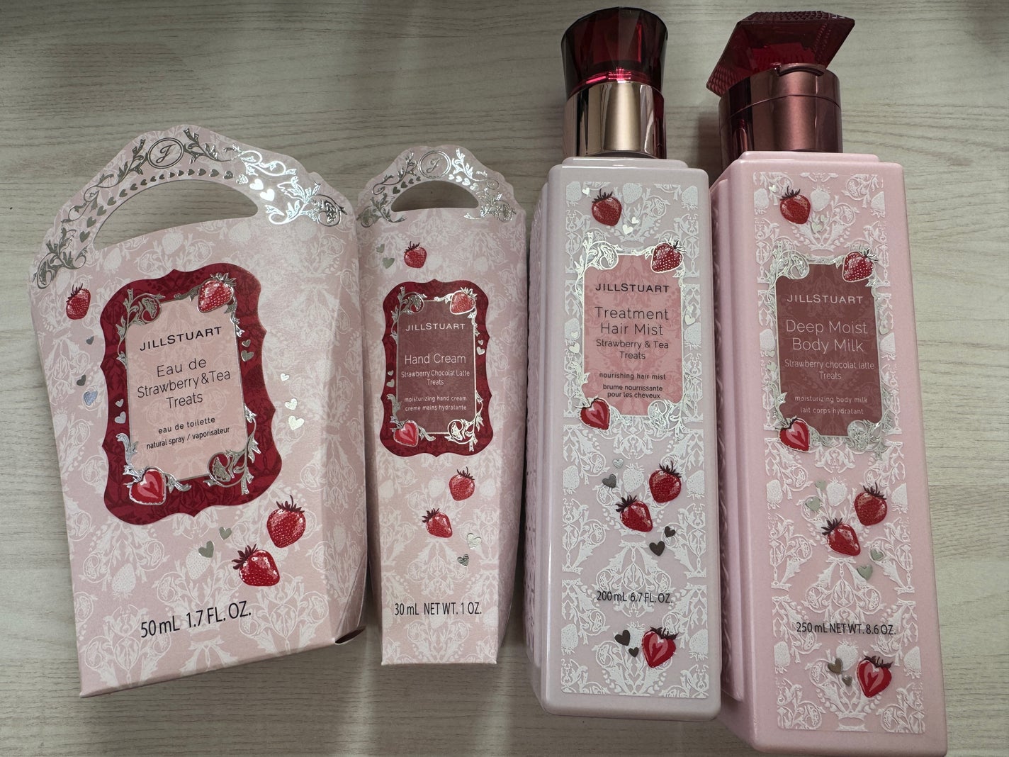 ジルスチュアート オード ストロベリー&ティー トリーツ/JILL STUART/香水(レディース)を使ったクチコミ(2枚目)