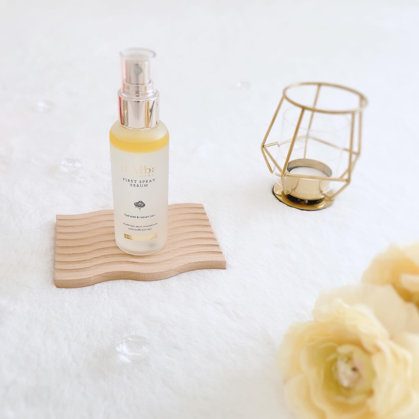 ダルバ ホワイトトリュフファーストスプレーセラム/ダルバ/ミスト状化粧水を使ったクチコミ（1枚目）