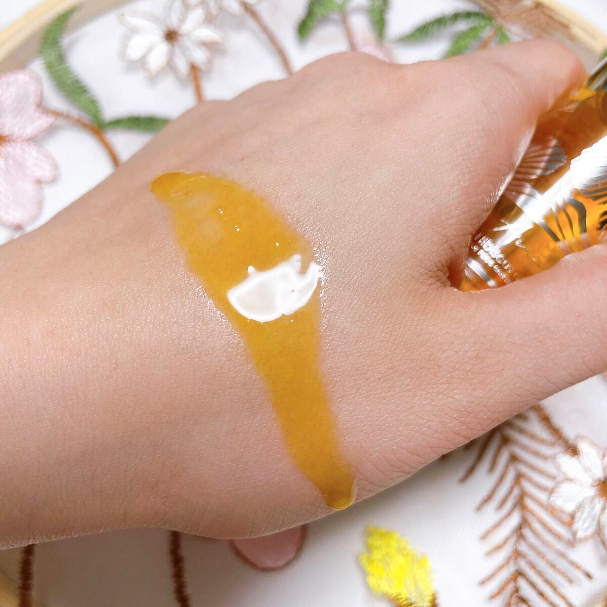 アイーナハイビスカスオイル/Aina/フェイスオイルを使ったクチコミ(6枚目)