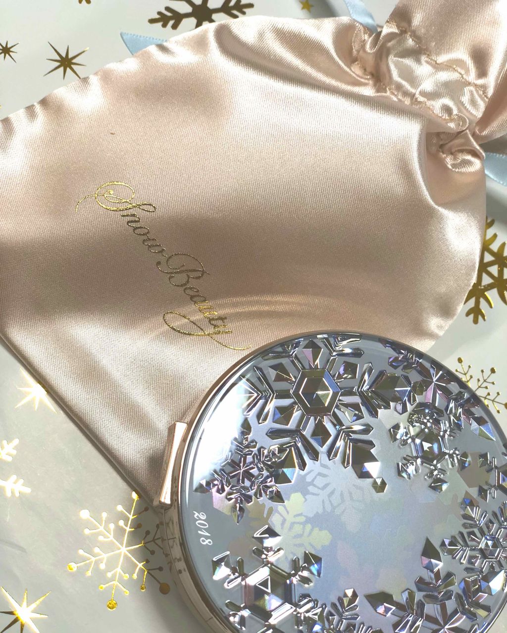 スノービューティー スノービューティー ホワイトニング フェースパウダー 2018のクチコミ「⭐️購入理由⭐️
みなさん２０１９年のスノービューティー予約しましたか❓❗️今年は増税対策に７.....」（3枚目）