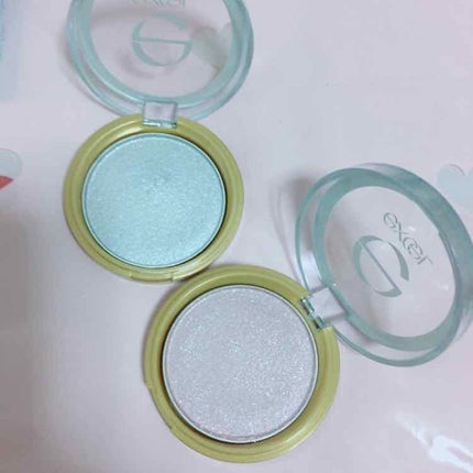 シャイニーシャドウ N/excel/単色アイシャドウを使ったクチコミ(3枚目)