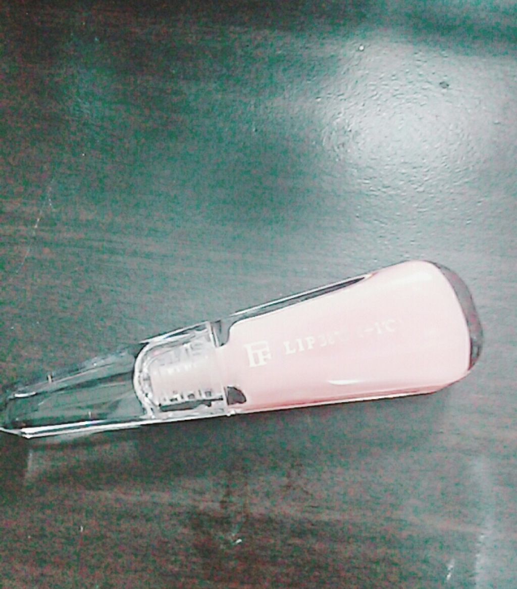 38°C / 99°F リップトリートメント (リップ美容液)/UZU BY FLOWFUSHI/リップケアを使ったクチコミ（1枚目）