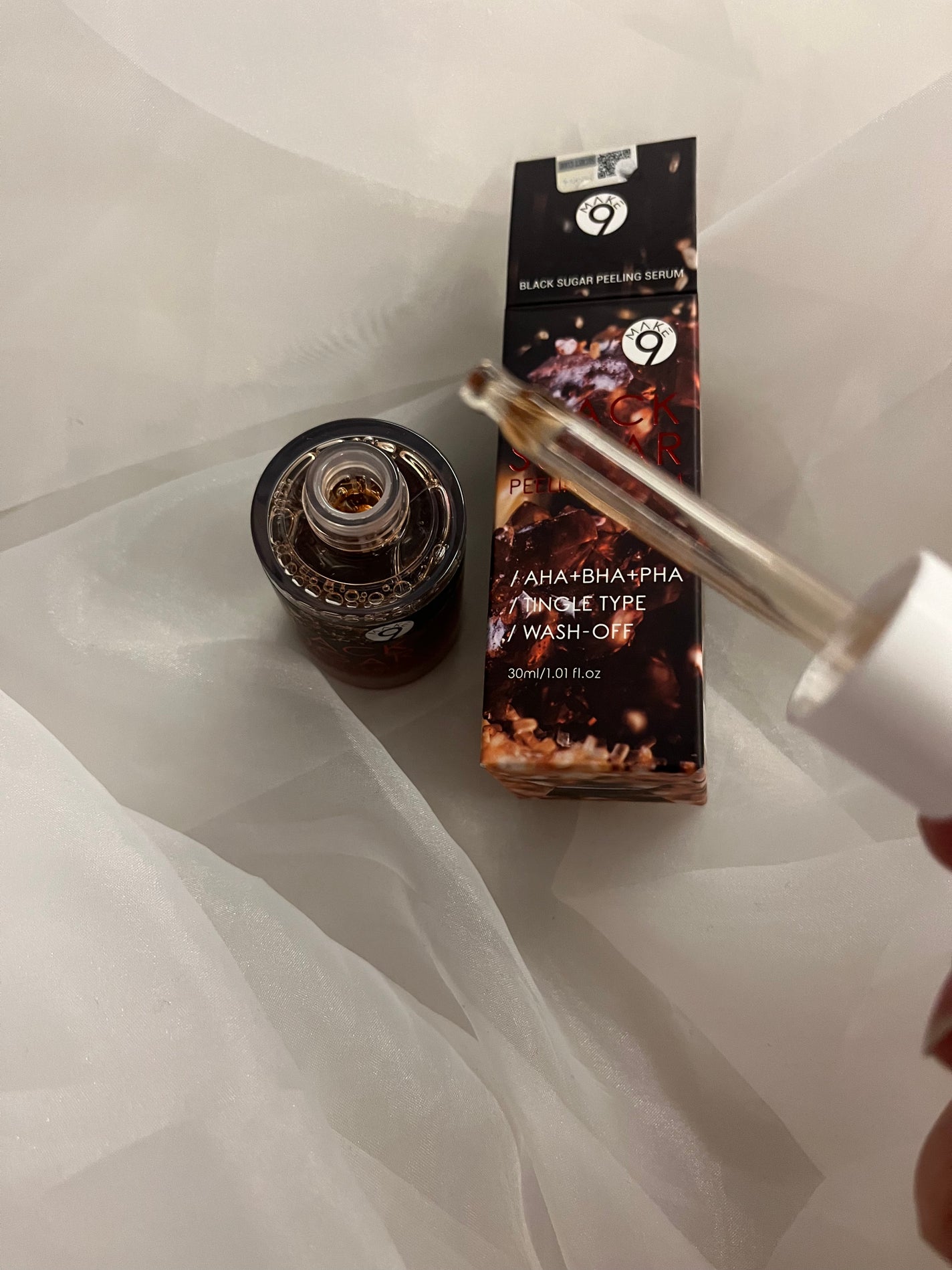 ブラックシュガーピーリングセラム/MAKE9/美容液を使ったクチコミ(3枚目)