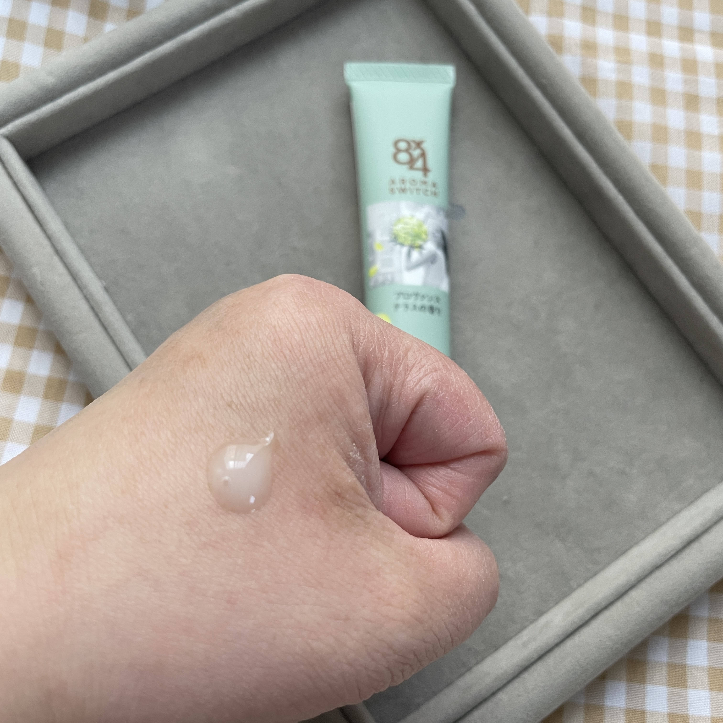 8x4 アロマスイッチ 涼感ネックジェル プロヴァンステラスの香り/８ｘ４/デオドラント・制汗剤を使ったクチコミ（2枚目）