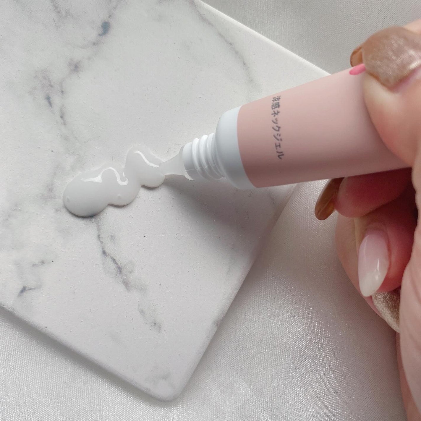 orange_sounds_umn on LIPS 「『8×4 AROMA SWITCH 涼感ネックジェル』レポ💐商..」(3枚目)