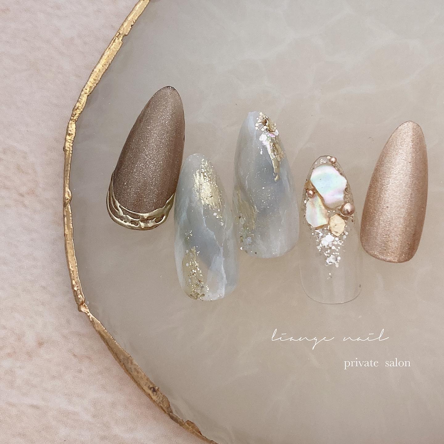 #リアンジェネイル,#柏ネイル,#ネイル,#ニュアンスネイル,#大人ニュアンスネイル,#秋ネイル,#冬ネイル,#シェルネイル,#ミラーネイルのネイルデザイン