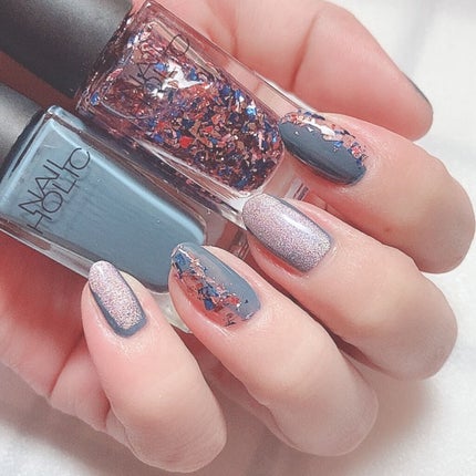 ネイルホリック パーティーフレーク/ネイルホリック/マニキュアを使ったクチコミ(8枚目)