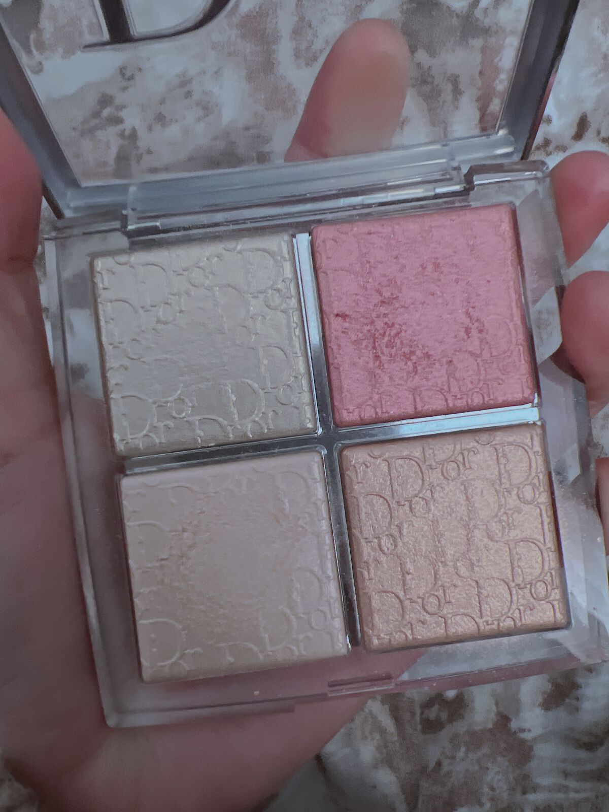 ディオール バックステージ フェイス グロウ パレット/Dior/ハイライトを使ったクチコミ(2枚目)