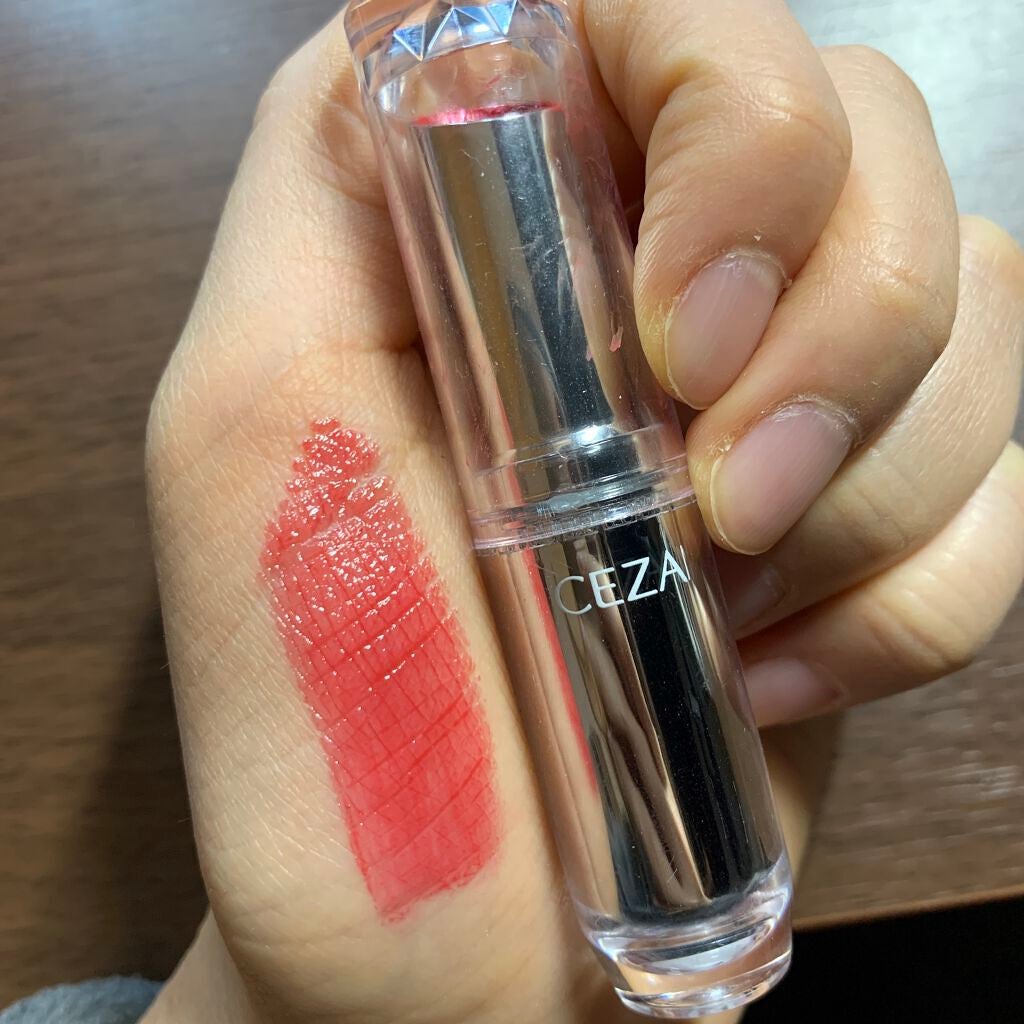 ラスティンググロスリップ/CEZANNE/口紅を使ったクチコミ(2枚目)