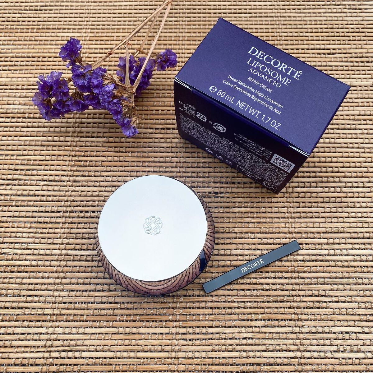 Yas_tinn on LIPS 「デコルテより、プラス3時間睡眠肌になれる⁉️ナイトクリームが、..」(2枚目)