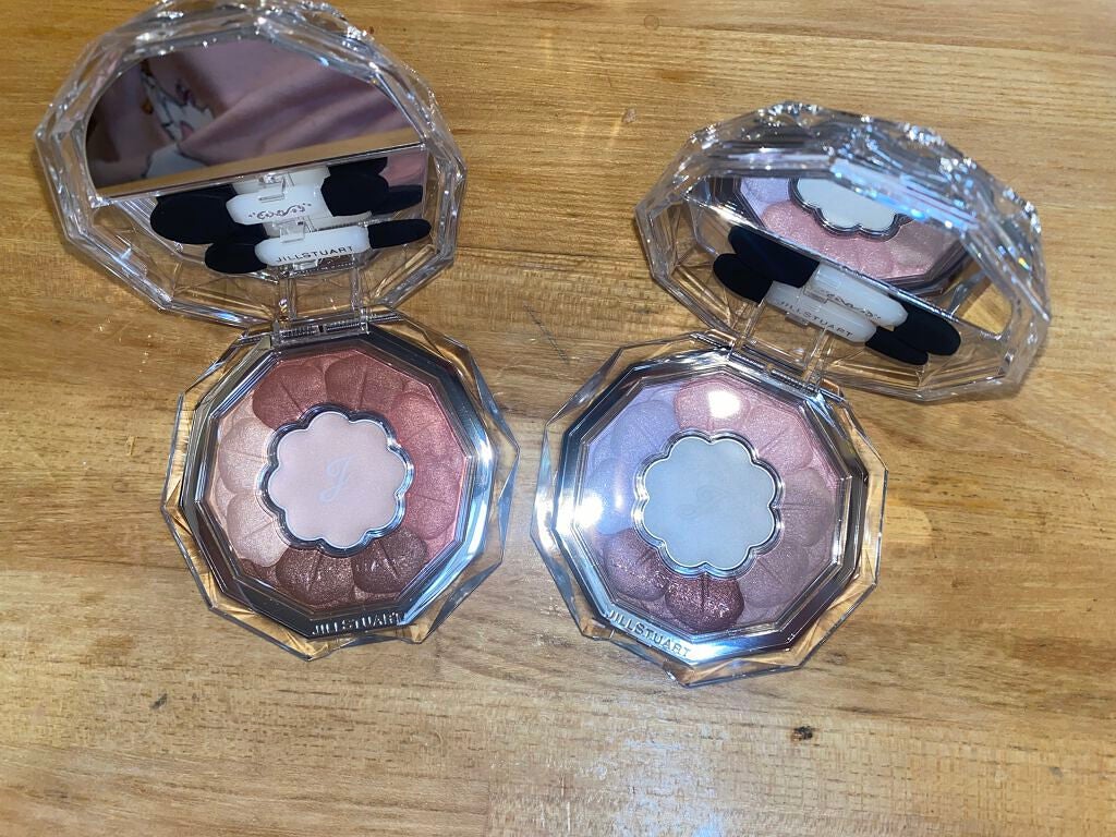 AQ ミリオリティ フェイスパウダー/DECORTÉ/ルースパウダーを使ったクチコミ(3枚目)