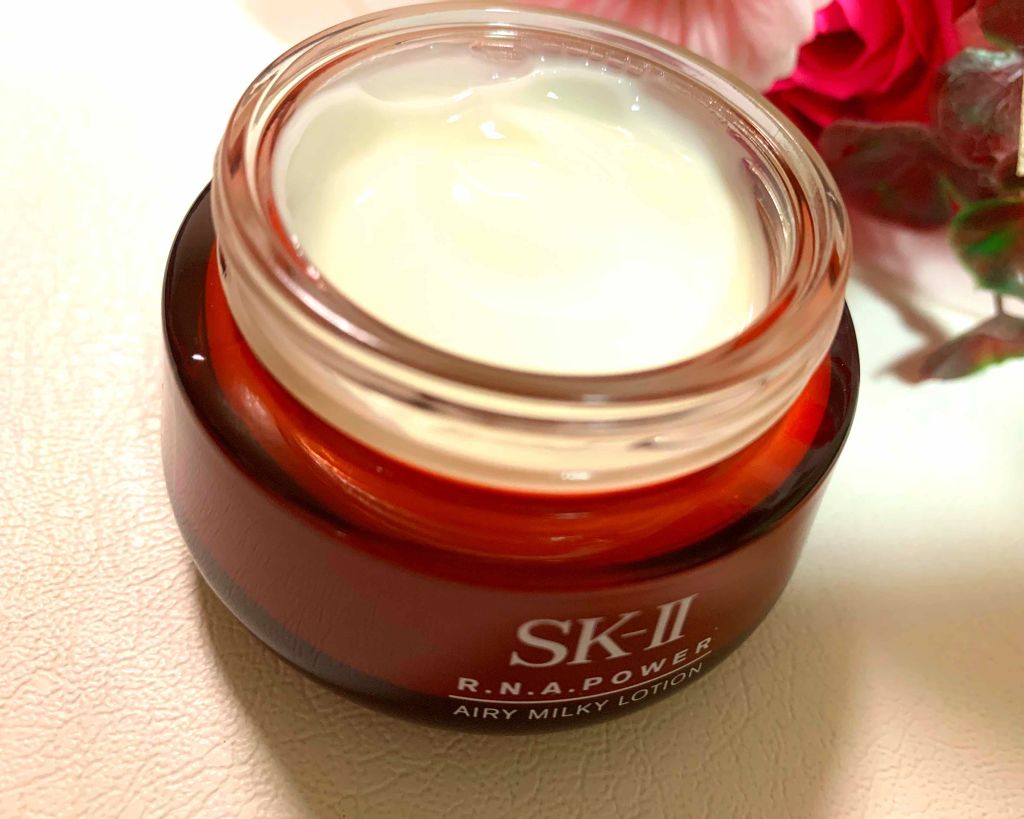 SK-II R.N.A.パワー エアリー ミルキー ローションのクチコミ「R.N.Aパワーラディカルニューエイジエアリーミルキーローション


軽い質感の美容乳液で、肌.....」（3枚目）