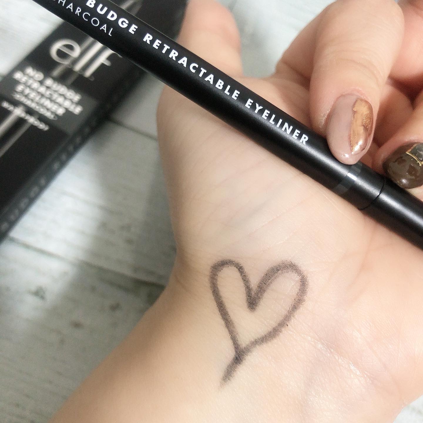 アイライナー/e.l.f. Cosmetics/ペンシルアイライナーを使ったクチコミ（3枚目）