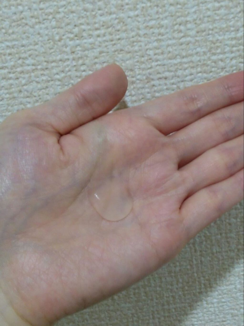 FURAcare ディープリペアエッセンスのクチコミ「今回はFURAcareさんの『ディープリペアエッセンス』をお試ししました☺️

昨日に引き続き.....」（3枚目）