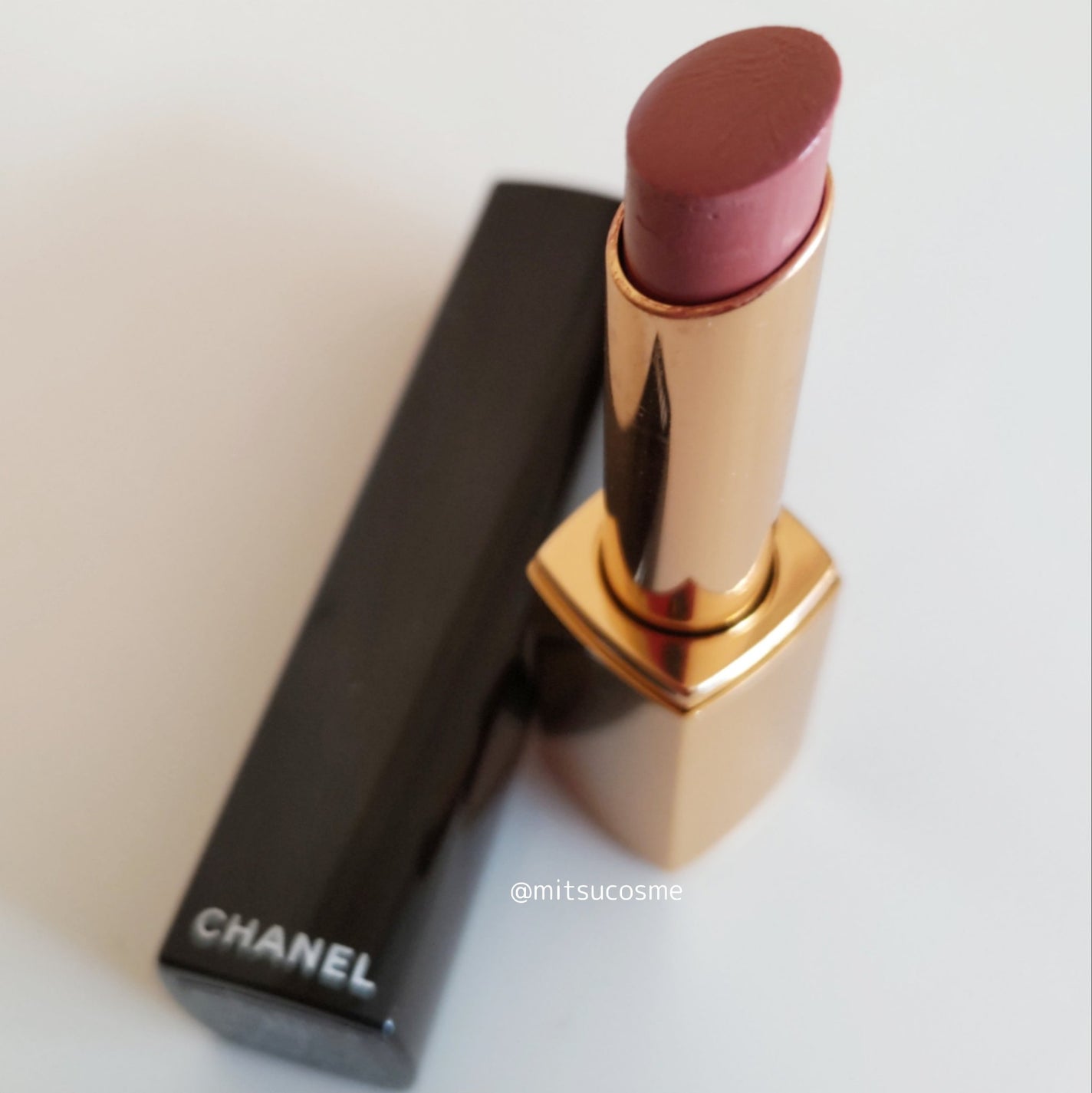 ルージュ アリュール レクストレ/CHANEL/口紅を使ったクチコミ(2枚目)