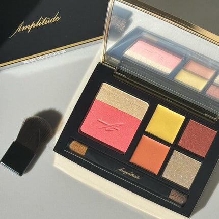 コンスピキュアス アイ&チークカラーパレット リミテッドコレクション a/Amplitude/アイシャドウパレットを使ったクチコミ(3枚目)