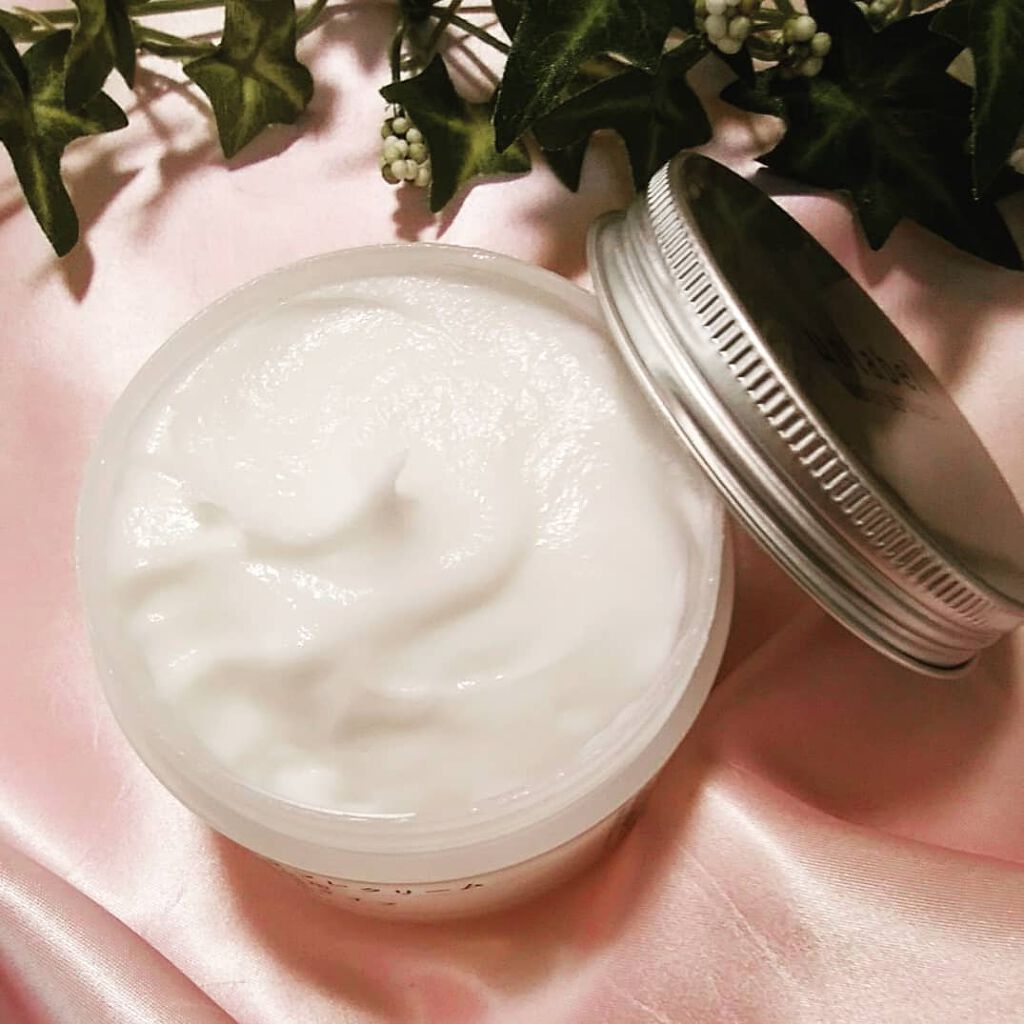 モイストボタニカル マルチスフレクリーム/unlabel/ボディクリームを使ったクチコミ（2枚目）