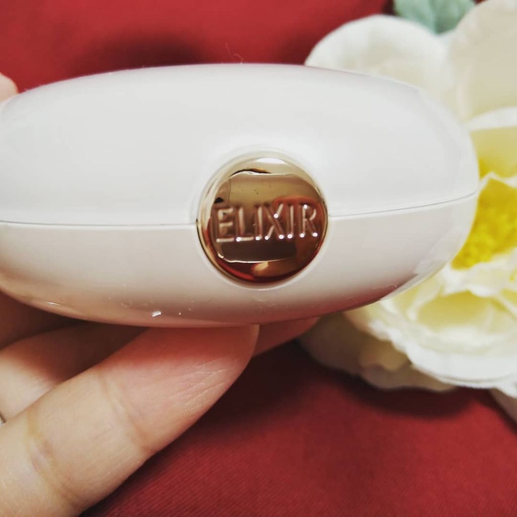 エリクシール シュペリエル つや玉ファンデーション/エリクシール/クリーム・エマルジョンファンデーションを使ったクチコミ（2枚目）