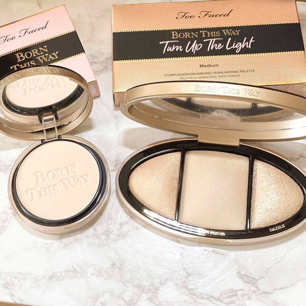 ボーン ディス ウェイ ターン アップ ザ ライト ハイライティング パレット/Too Faced/プレストパウダーを使ったクチコミ（2枚目）