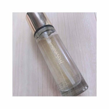 【base make】

イヴ・サンローラン
ラディアントタッチブラープライマー
30ml/6,300円+tax





ラディアントタッチ(ノックペン式コンシーラー)私も持ってますが、口コミいいです