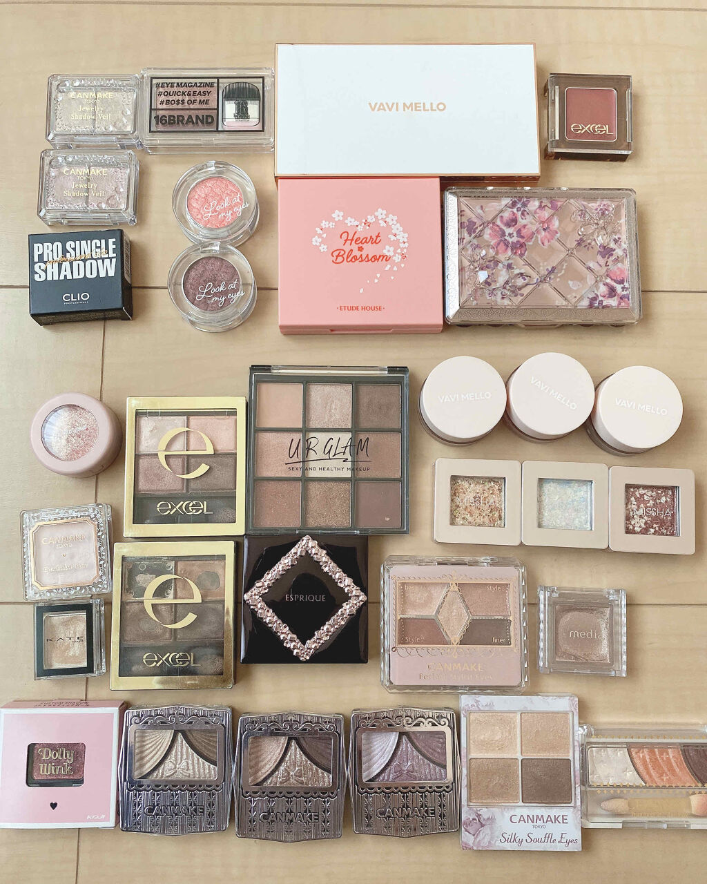 ブライトアップアイシャドウ/media/単色アイシャドウを使ったクチコミ（2枚目）