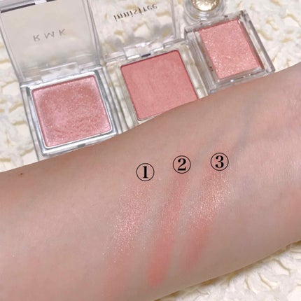 インジーニアス パウダーアイズ N/RMK/単色アイシャドウを使ったクチコミ(3枚目)