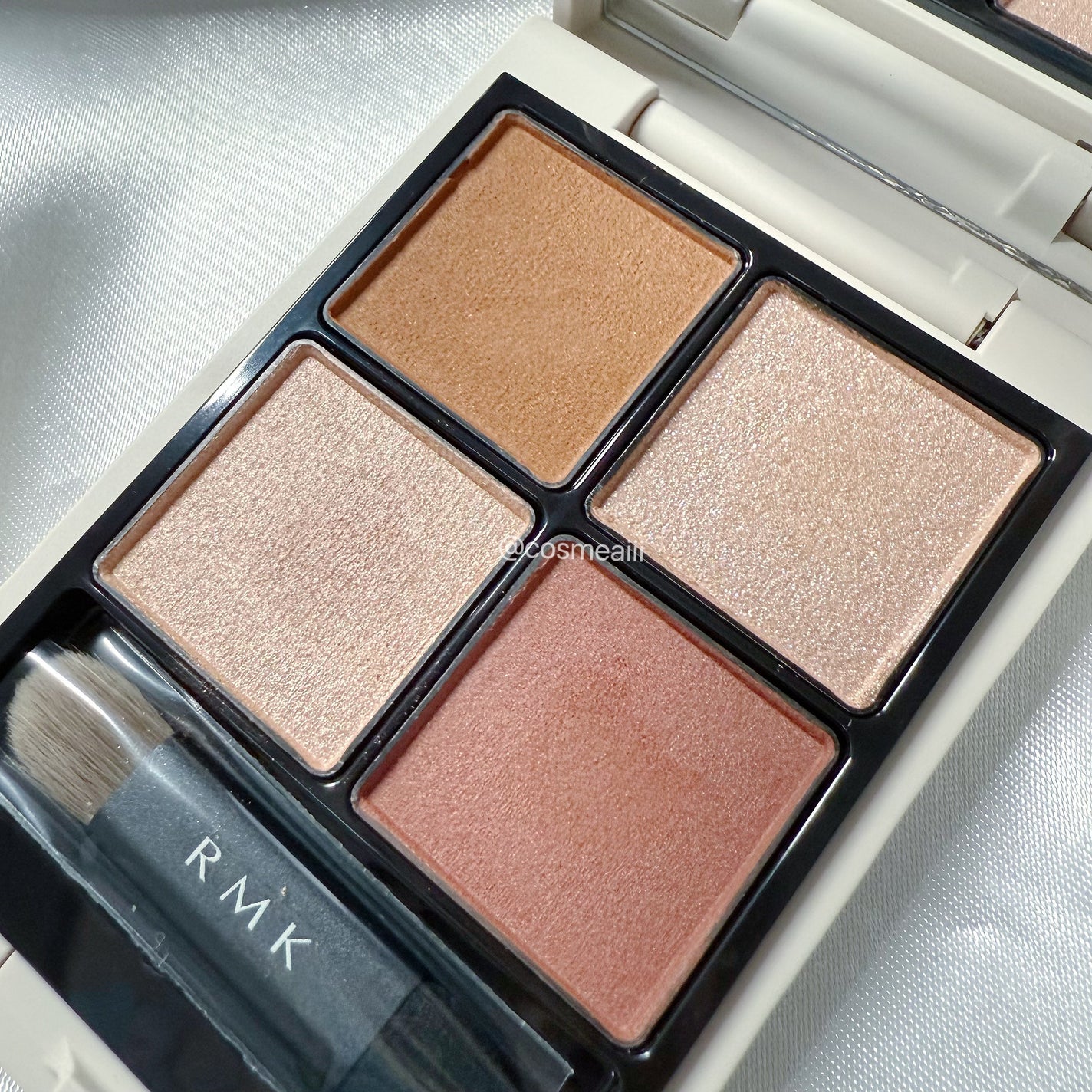 RMK シンクロマティック アイシャドウパレット/RMK/アイシャドウパレットを使ったクチコミ(3枚目)