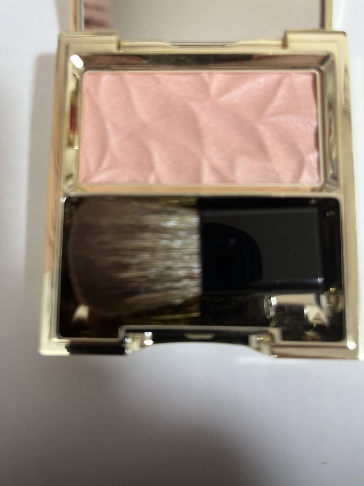 カランドゥ フェイス BE401/Elégance/パウダーチークを使ったクチコミ（1枚目）